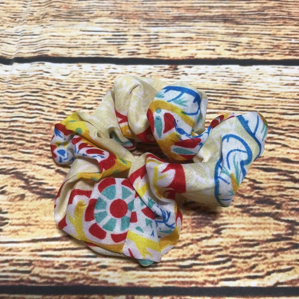 New 8 Piece Scrunchie Bundle Assorted